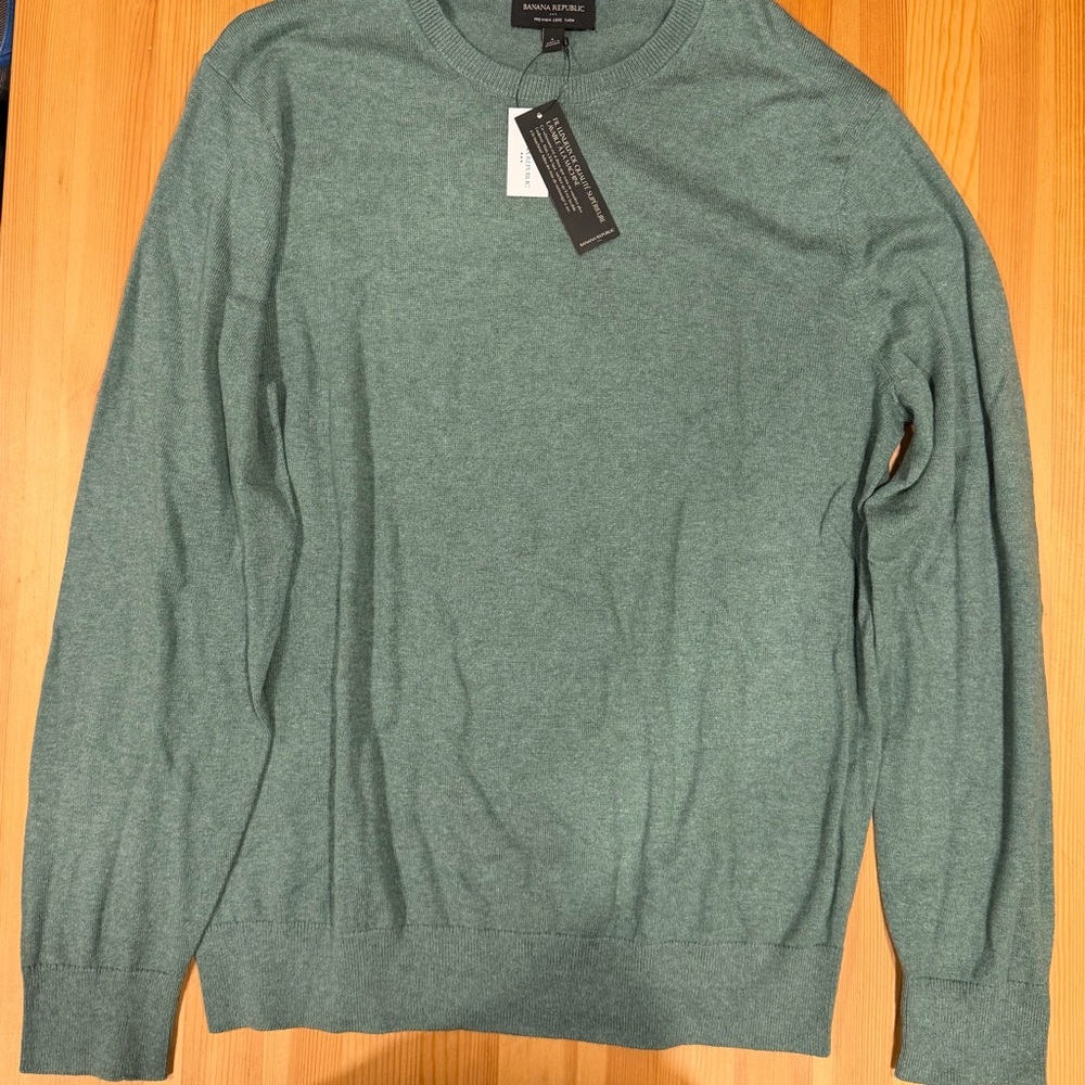 Banana Republic Men's Crewneck Sweater in Green